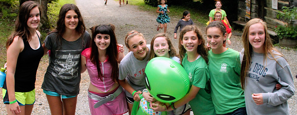 Camp kids hunt for aliens