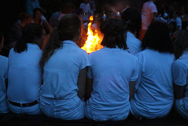 Campfire girls dressed in white